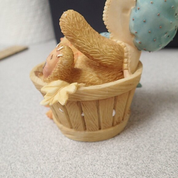 Cherished Teddies Pat Falling For You Girl in Barrel with Pinwheel - Picture 4 of 8